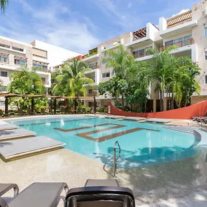 incredible-3br-two-floor-penthouse-with-concierge-and-jacuzzi.allrivieramayahotels.com/