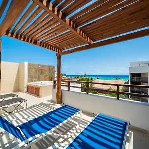 penthouse-las-nubes.quintano-roohotels.com/