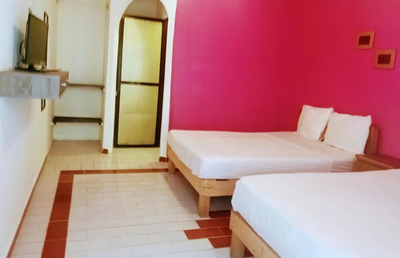 D'Margo Hotel Playa del Carmen 3*,